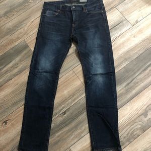 Men’s slim straight jeans